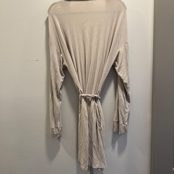 Soft Lounge Short Robe • SKIMS - Picture 2 of 4